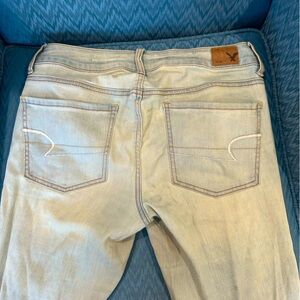 AMERICAN EAGLE JEANS FOR SALE !